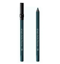 Stay on me eye liner